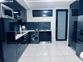 Luxurious 2 Bedroom Flat in CBD